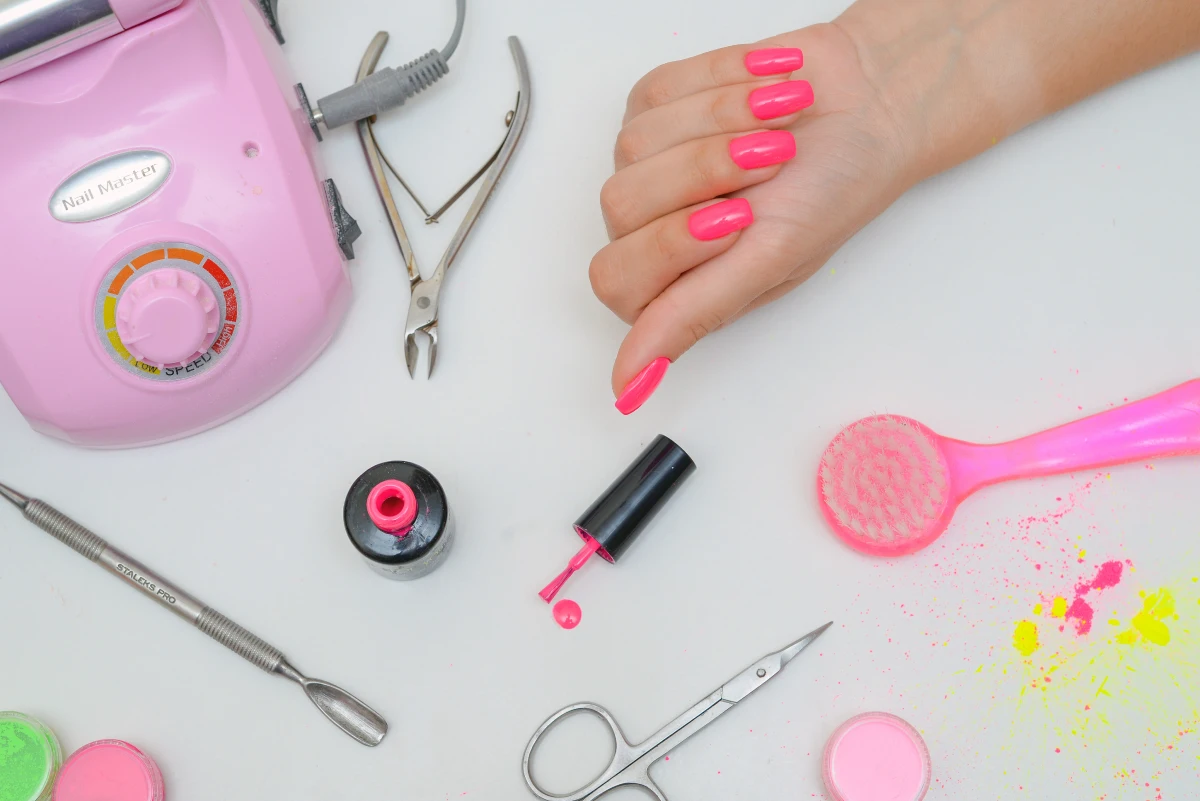 What Are Hard Gel Nails? The Shiny Truth Behind the Long-Lasting Look
