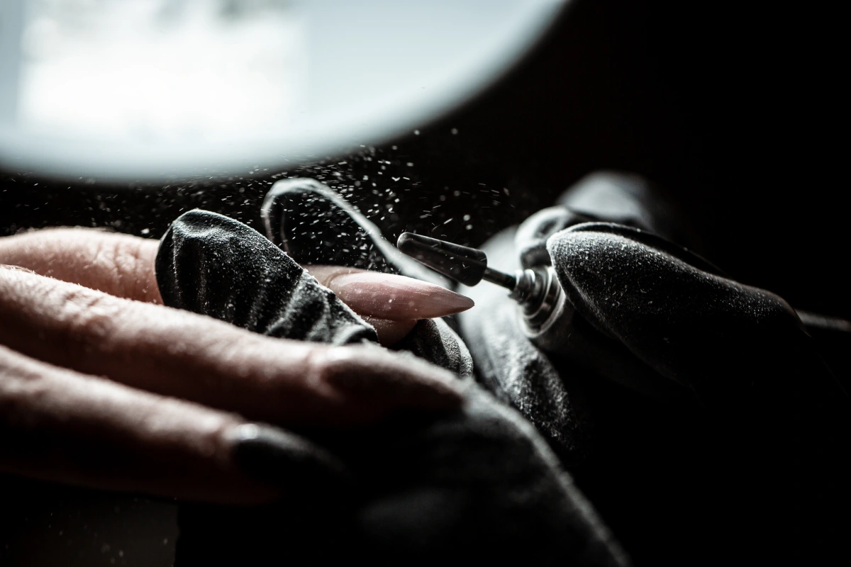 Why Tampa Women Are Ditching the Regular Manicure for This Advanced Technique?